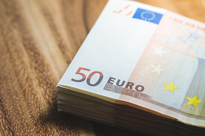 友人未还5000元债务，可否通过诉讼解决？